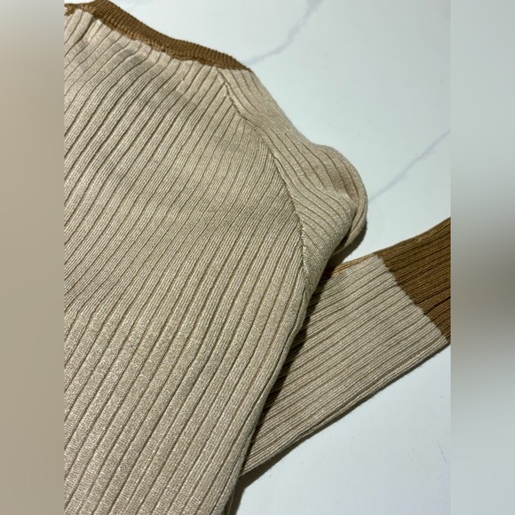 Chee-Cho ribbed tri-tone color block long sleeve - Picture 6 of 6